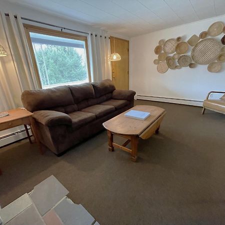 Berkshire Valley Inn North Hancock Екстер'єр фото